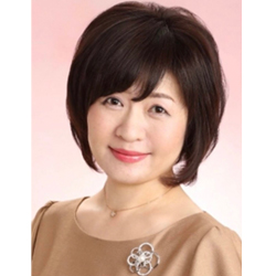 山口英里子