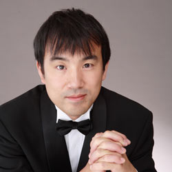 新納洋介